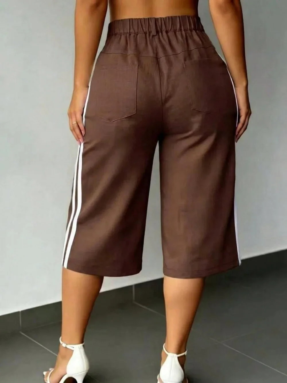 Brown Casual Women's Woven striped detailed Bermuda Shorts